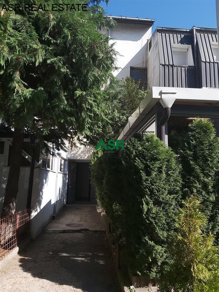 Lëshohet banesa me qera në lagjën Dardania 3