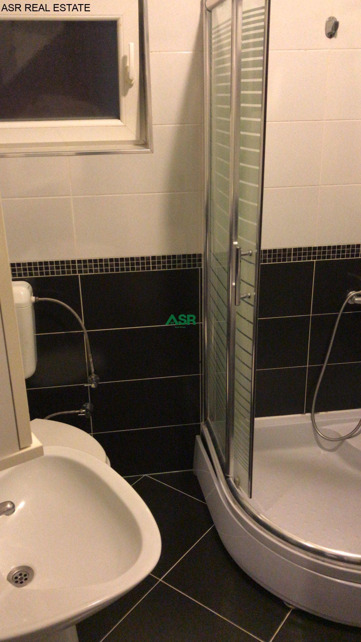 Lëshohet banesa me qera në lagjën Qender 2