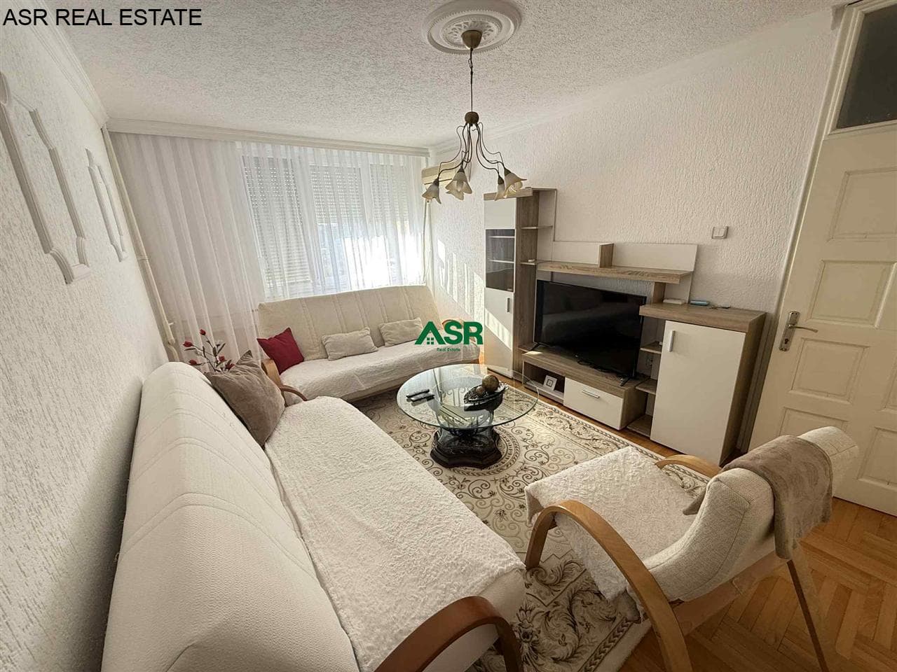 Banesë 75m2 me qira në Aktash