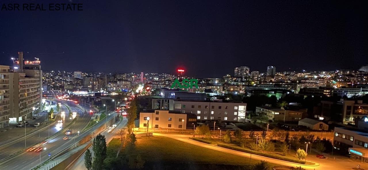 Lëshohet banesa penthouse me qira në lagjën Prishtina e Re 3