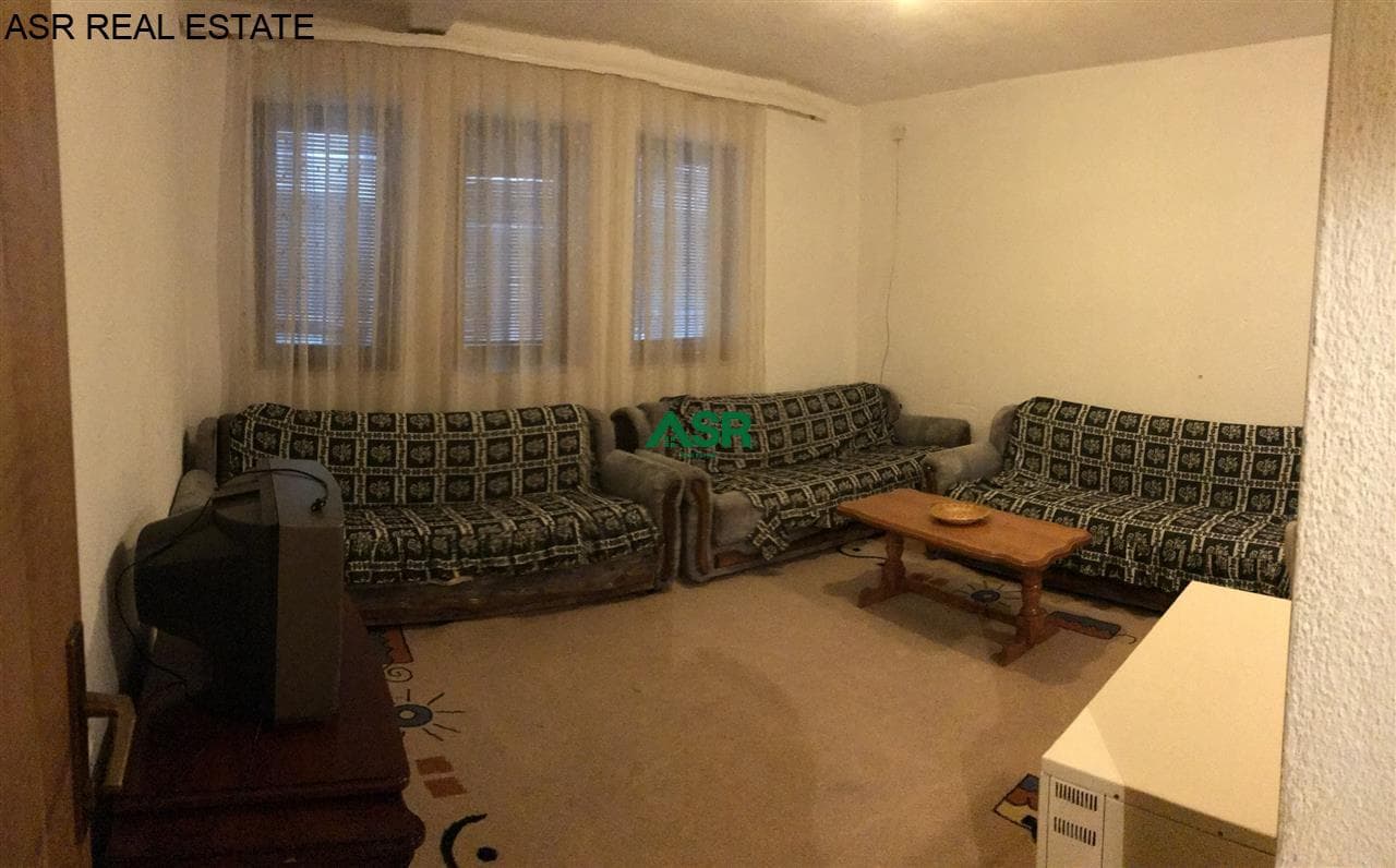 Lëshohet shtepia me sistem banesor me qira ne lagjen e muhaxhereve 4