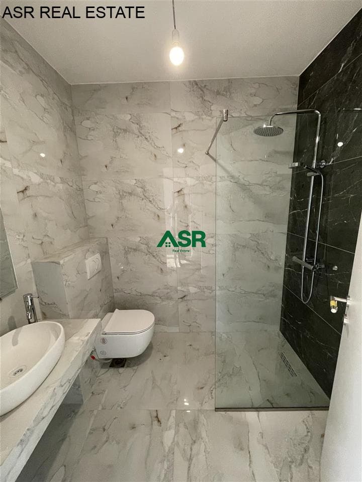 Banesë/Zyre 98m2 me qira në rrugen B