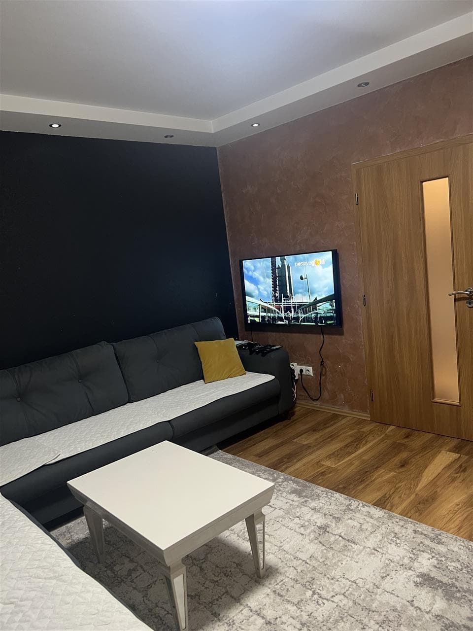 Banesë 50m2 me qira në lagjen e muhaxhereve 3