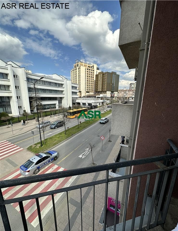 Lëshohet banesa me qira per zyre në lagjën Qender 3
