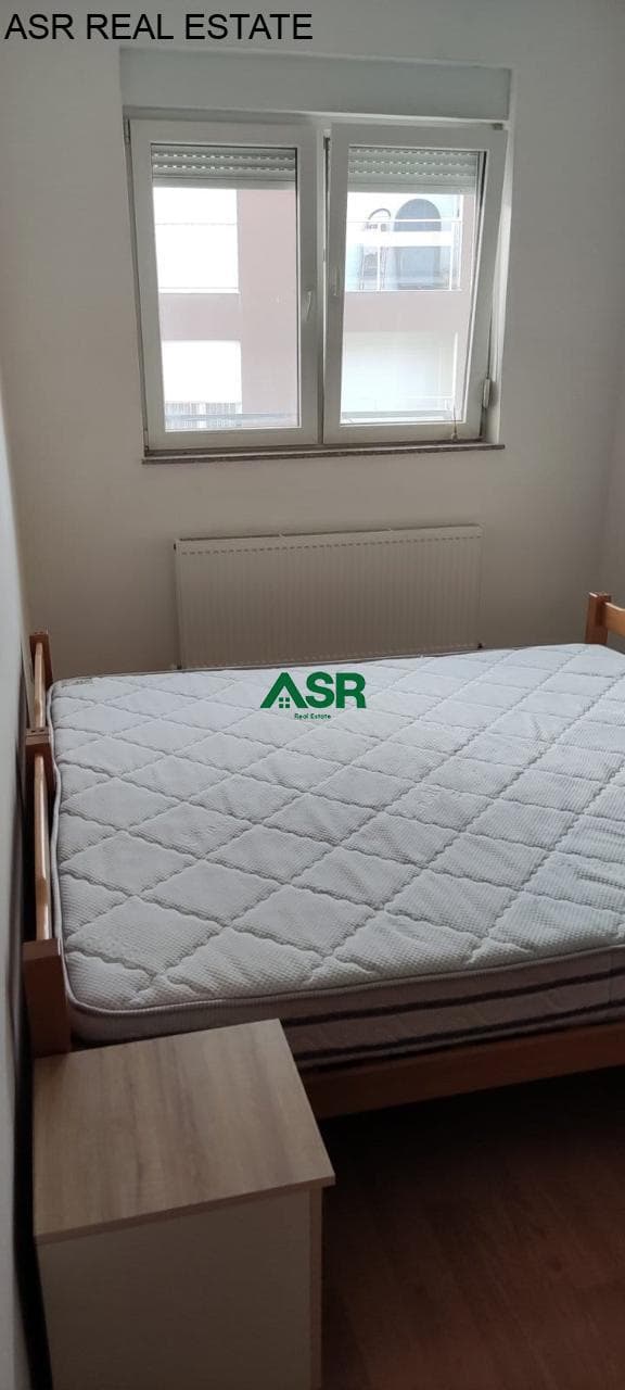 Banesë 98m2 me qira në lagjen rruga B 4