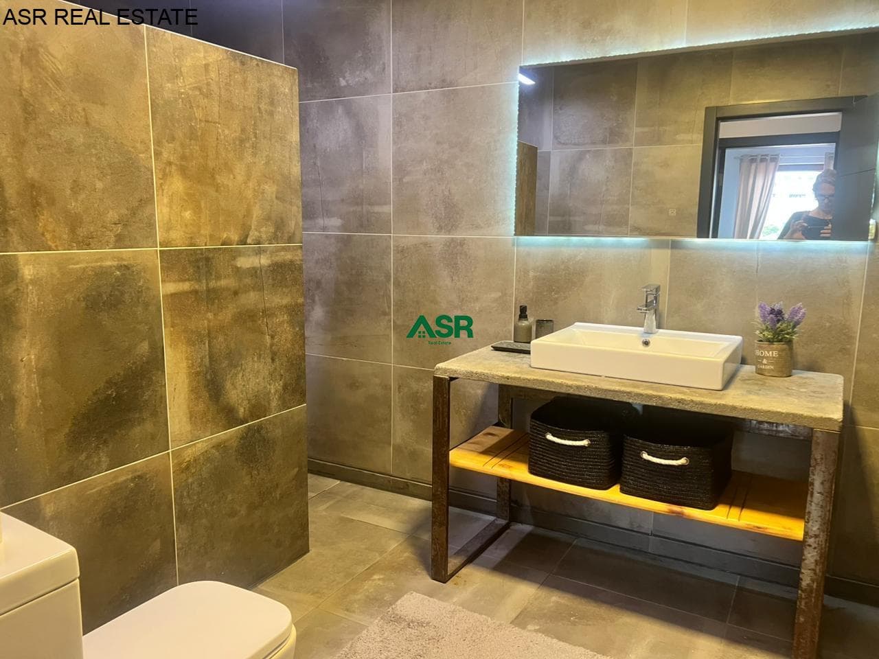 Banesë Penthouse Duplex175m2 me qira në lagjen Arberia 2