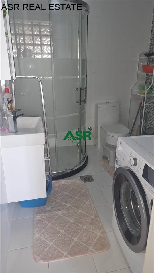 Lëshohet banesa penthouse me qira në lagjën Arberia 4