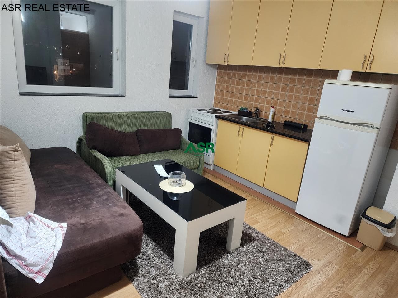Banesë 35 m2 në rrugën Bajram Kelmendi, afër qendrës. 2