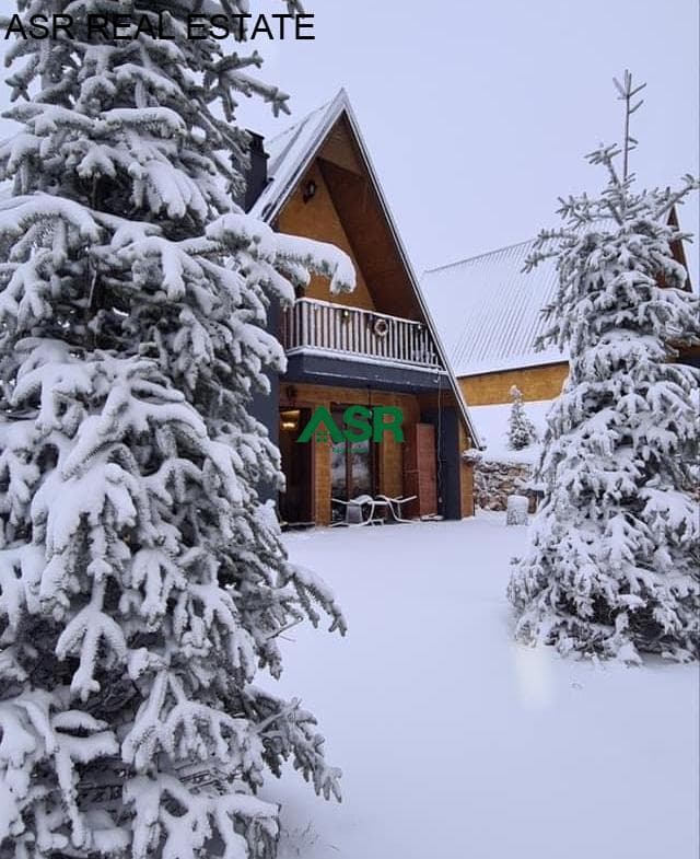 Ofrohen per #shitje dy Villa ne Novobërde “Artane”