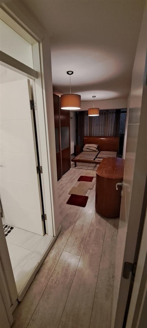 Banesë Penthouse 140m2 me qira në Dardani 4