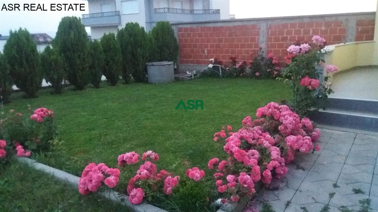Lëshohet shtepia me qira në lagjën Veternik