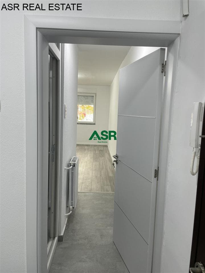 Banesë/zyre 75m2 me qira në lagjen Dardania 2