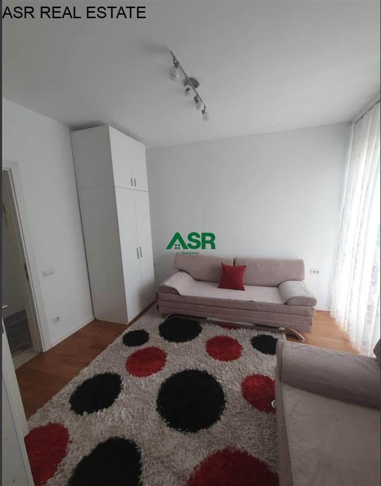 Banesë 120m2 me qira në Rr.Muharrem Fejza, kompleksi Pika 2