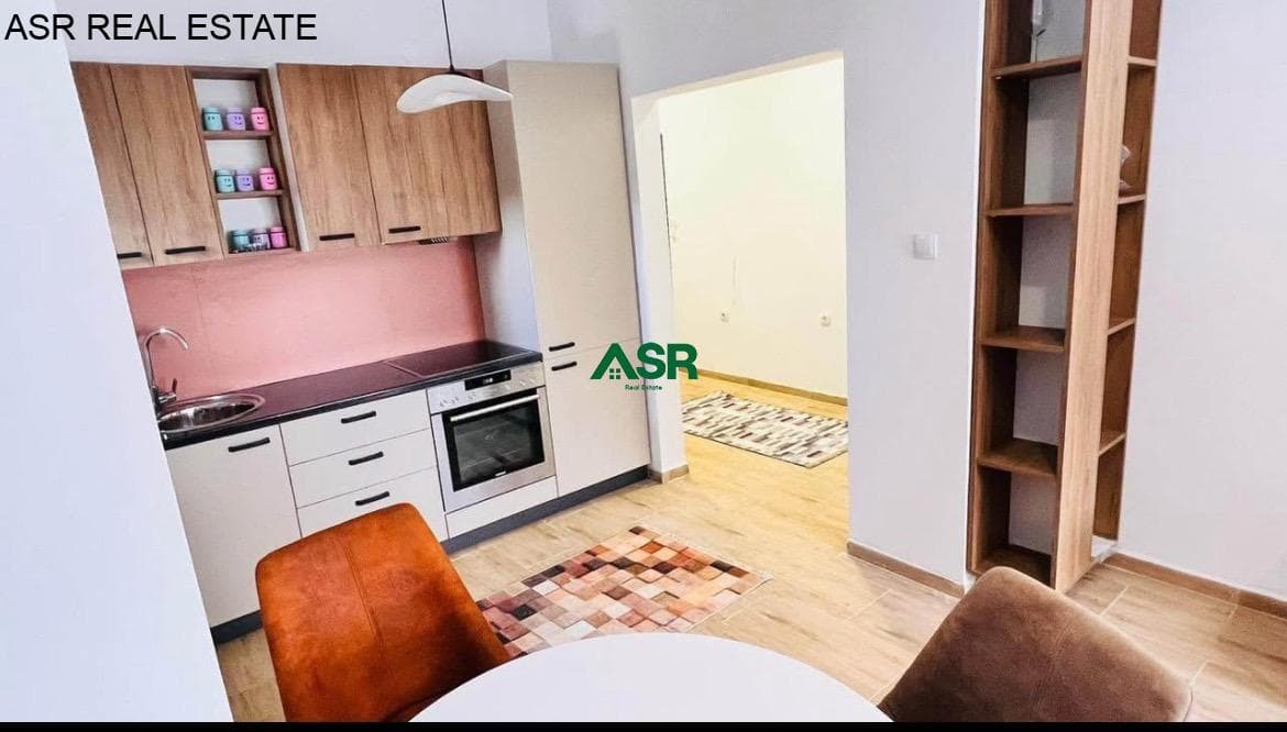 Ofrohet banesa me qira me sipërfaqe 60m2, ne Lagjen Santea, 2