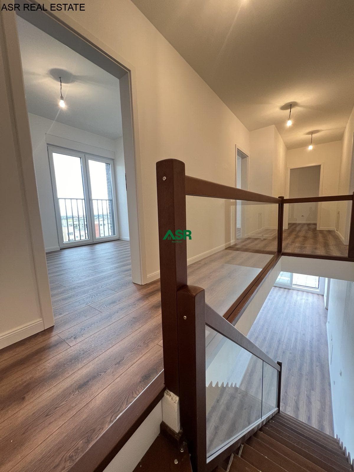 Ofrohet Penthouse (Duplex) per #SHITJE ne lagjen Kalabria