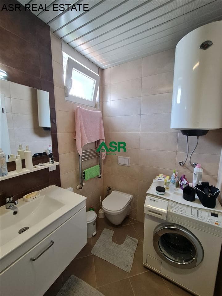 Banese me qira ne lagjen e muhaxhereve ne ndertesen KONAK 4