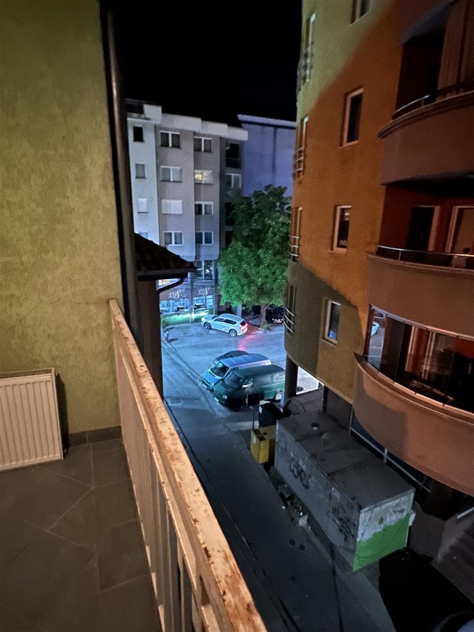 Ofrohet banesa me qira në lagjen parku i qytetit 3