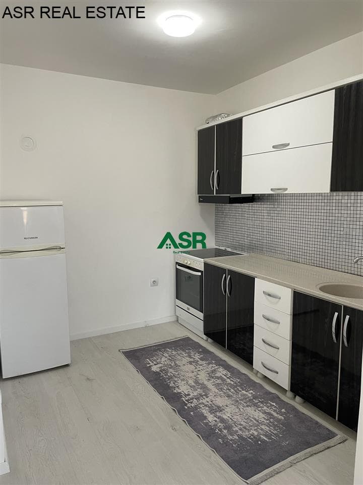 Banesë 70m2 me qira në lagjen Tophane 2