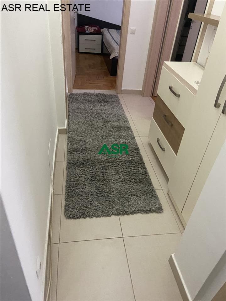 Banesë 83m2 me qira në rr.Muharrem Fejza, tek shkolla fillore Pavaresia 2