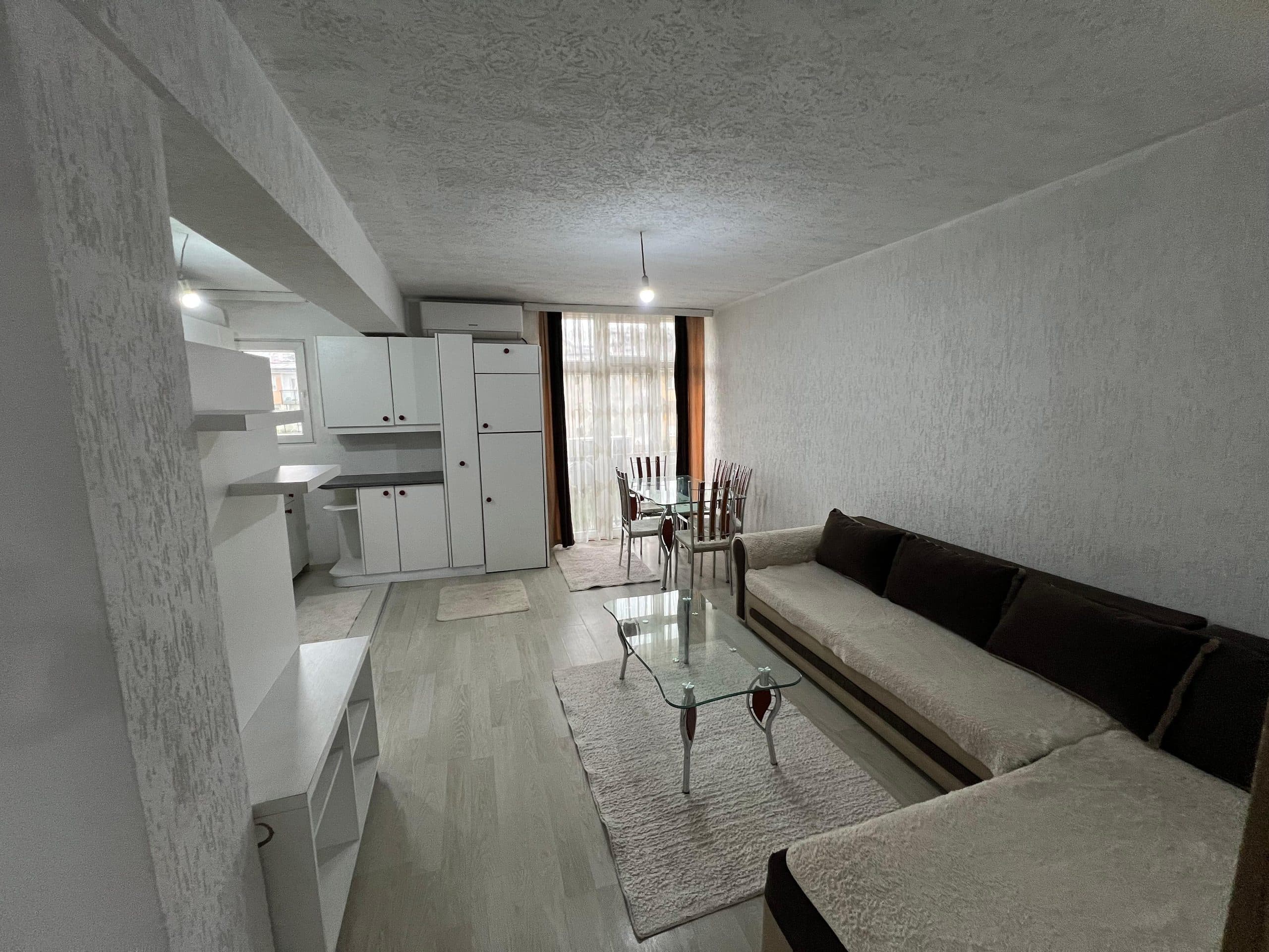 Banesë 70m2 me qira në Ulpiane