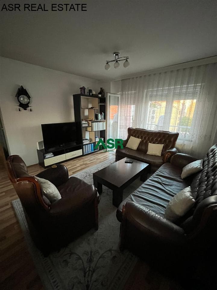 Banesë 82m2 me qira në lagjen parku i qytetit