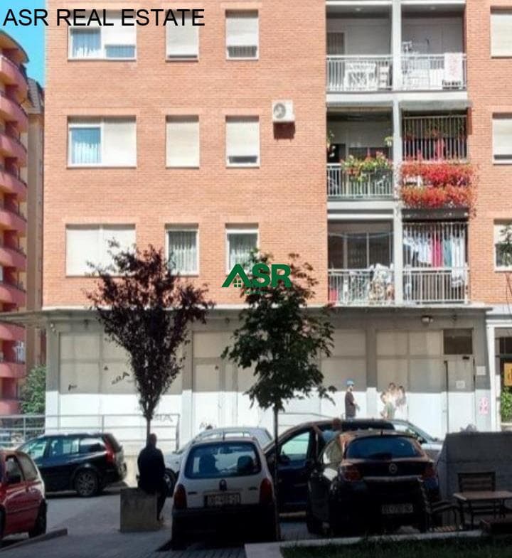 Shitet banesa ne lagjen Kalabria ne Prishtine 2