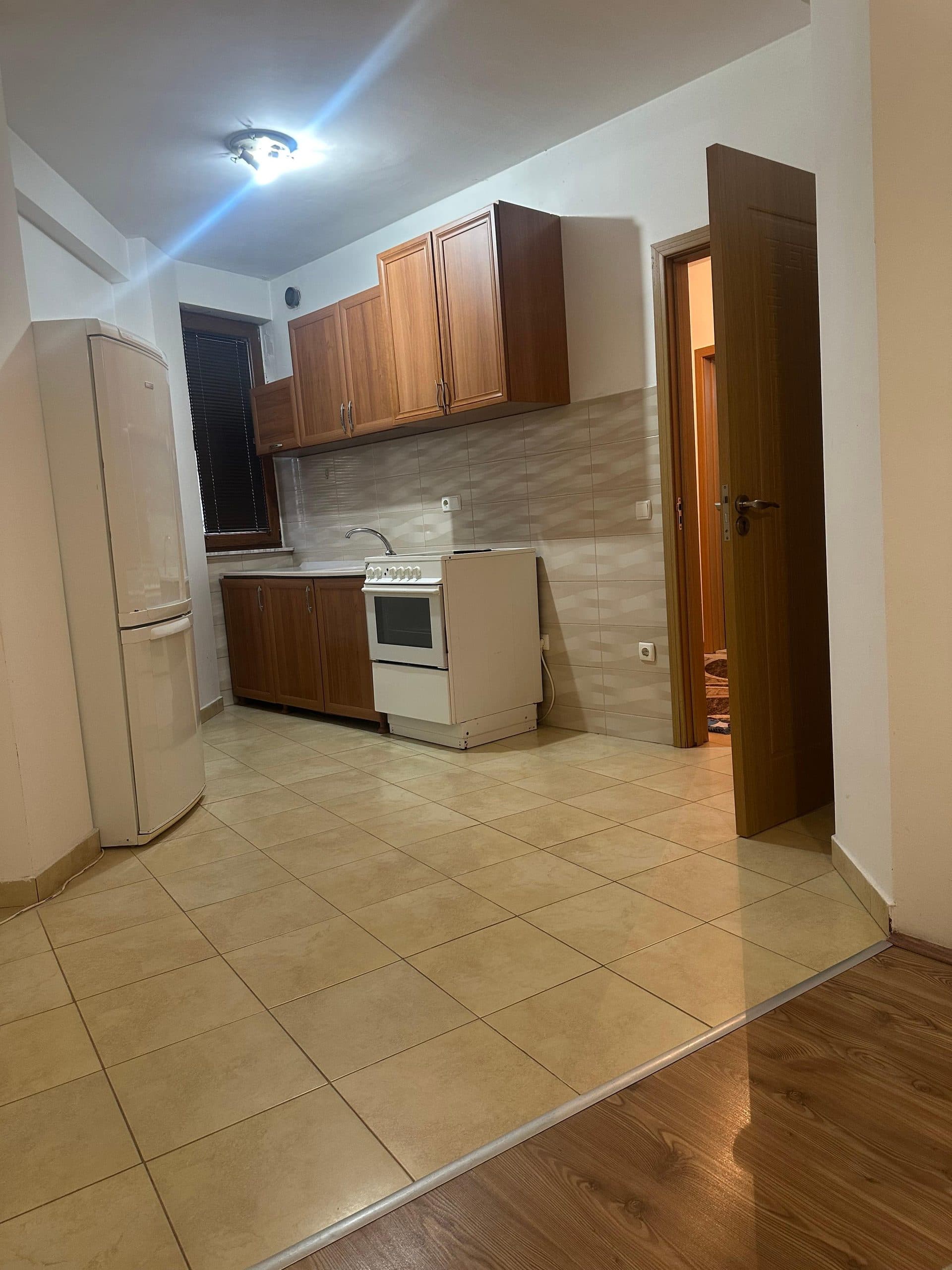 Banesë 70m2 me qira në lagjen 4 Llullat 2