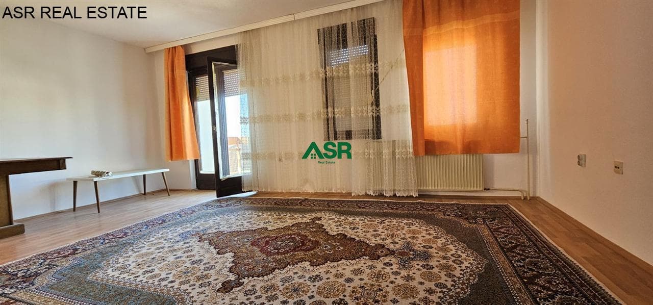 Ofrohet BANESA duplex per SHITJE ne lagjen Bregu i diellit 2