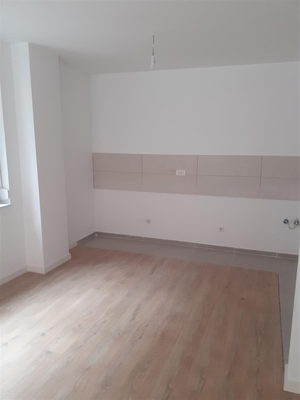 Banesë 84m2 me qira në lagjen kodrina 3