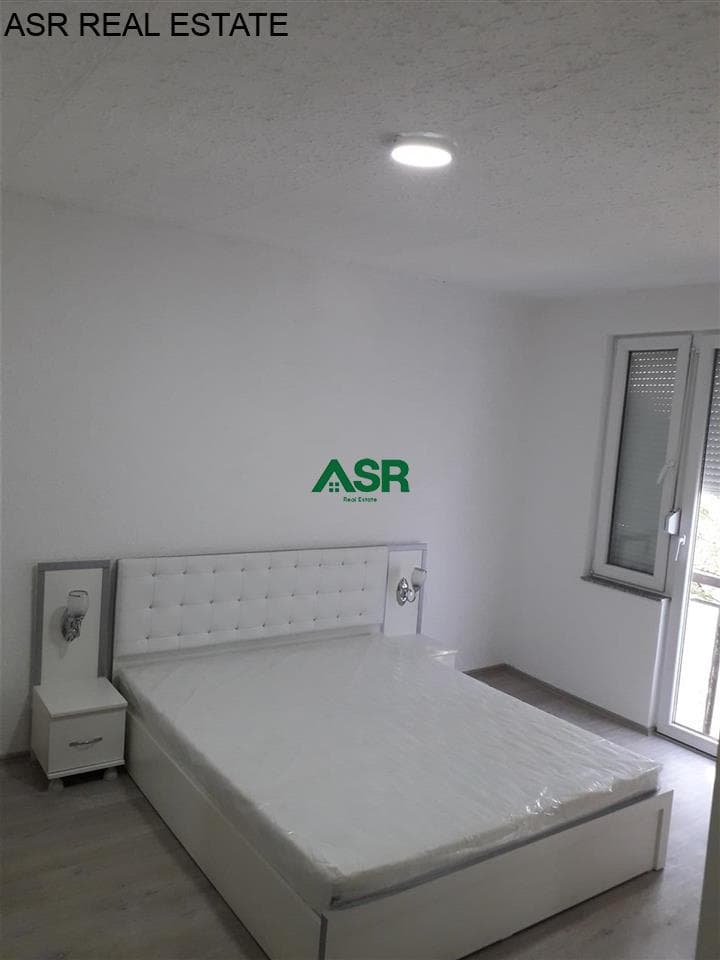 Lëshohet banesa me qera në lagjën Ulpiane 4