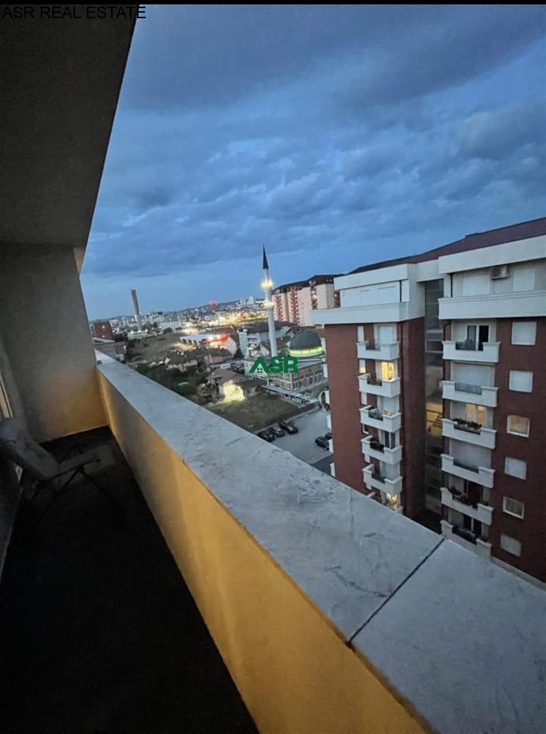 Shitet Penthouse në lagjën Emshir