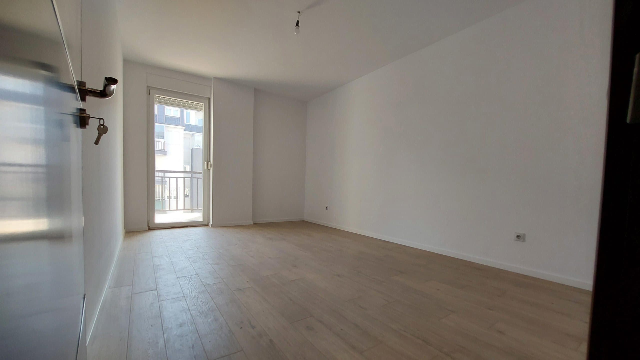 Banesë 65.5m2 ne SHITJE në Rruga B 4