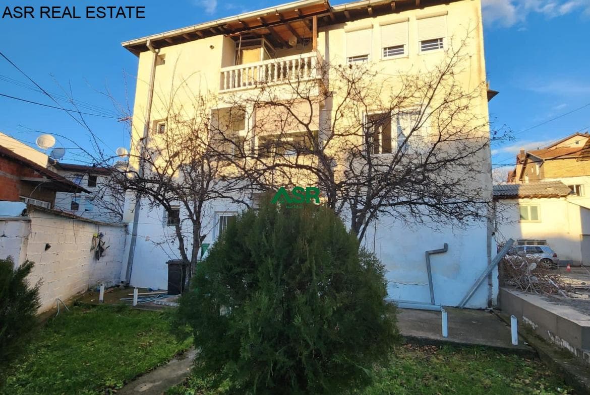 Shitet shtepia në lagjën Qender 3