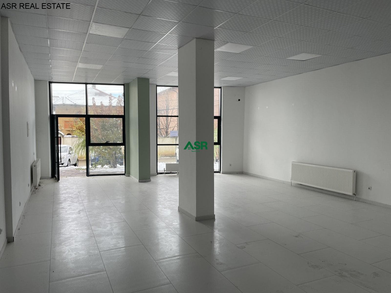 Lokal 90 m2 me qira në lagjen Emshir 3