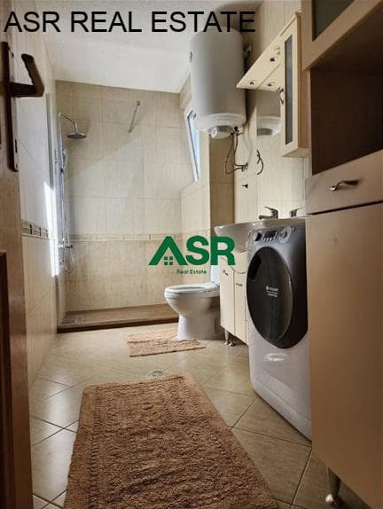 Banesë 100m2 me qira në lagjen qender tek shtepia e pleqve 3