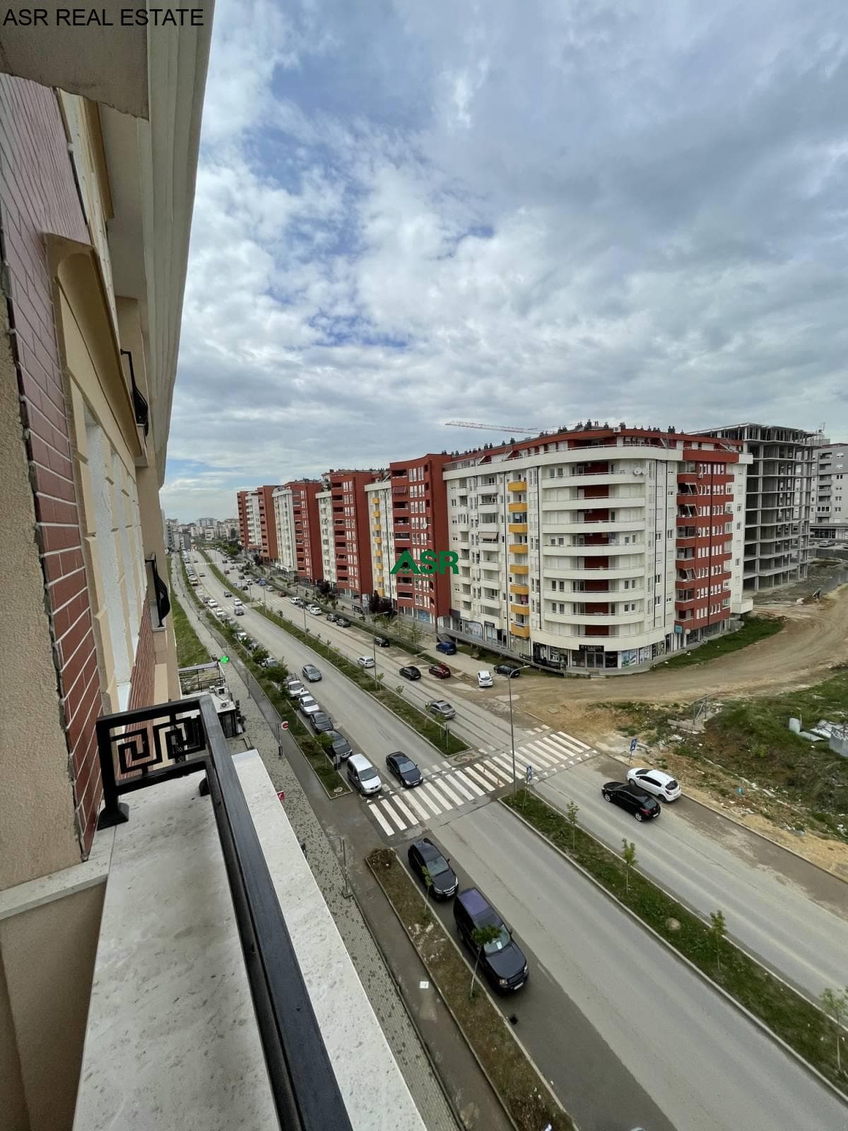 Banesë me qira në rrugen C, Tek Alko Group Prishtine