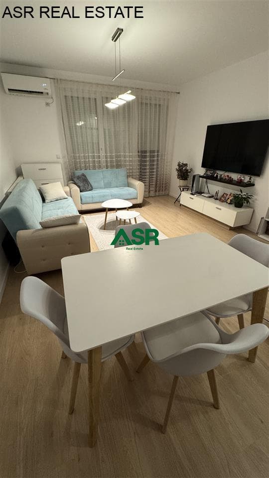 Banesë 63m2 me qira në lagjen e Muhaxhereve, perballe Hotel Afa. 4