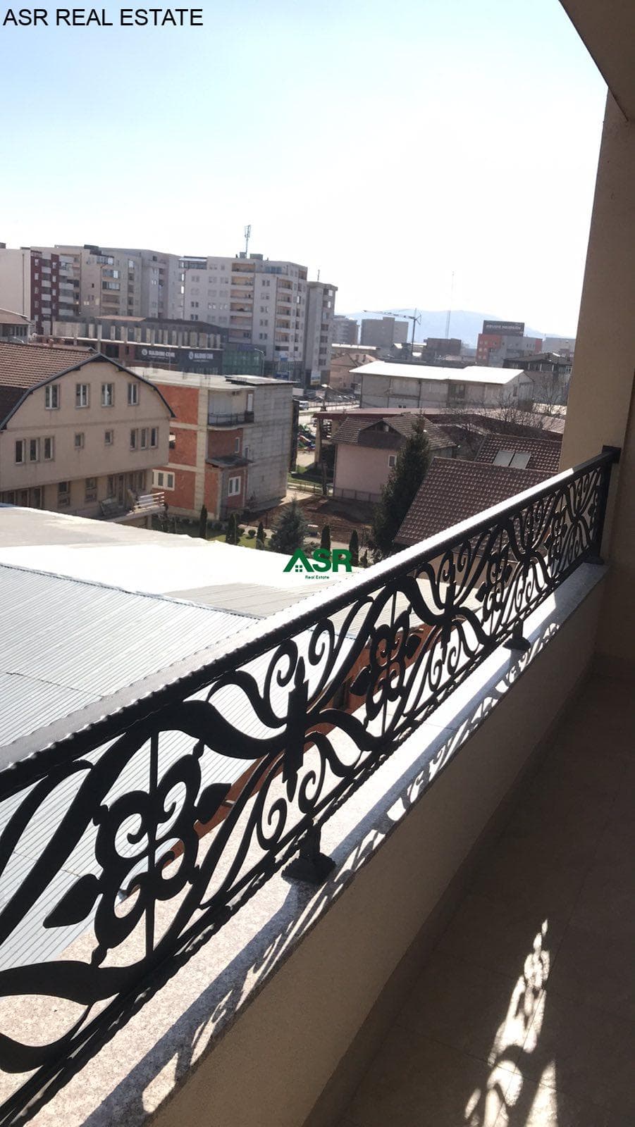 Lëshohet banesa me qera në lagjën Dardania (Fushë Kosovë) 3