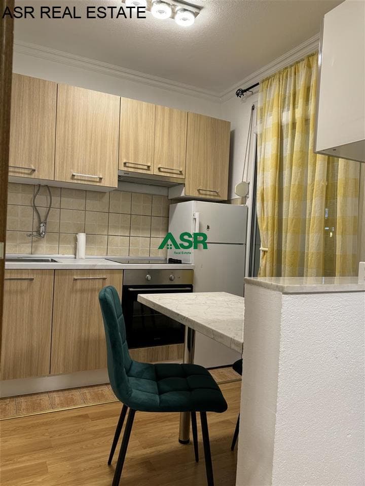 Banesë 40m2 me qira në lagjen bregu i diellit