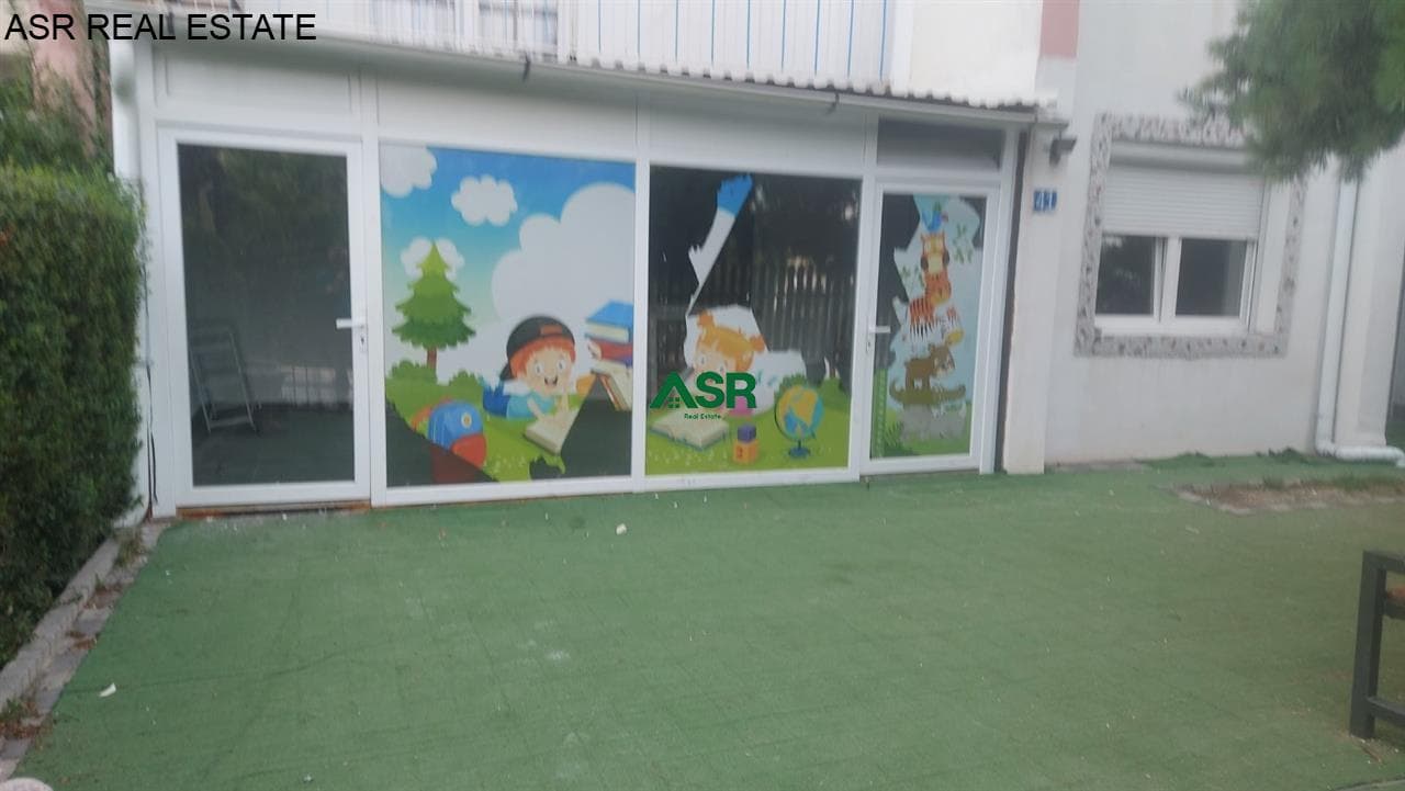 Ofrohet me qira hapësira prej 115 m2 ne lagjen Dardania