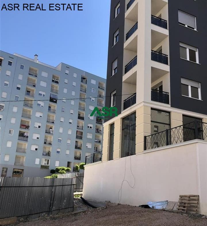 Shitet banesa ne rrugen B 4
