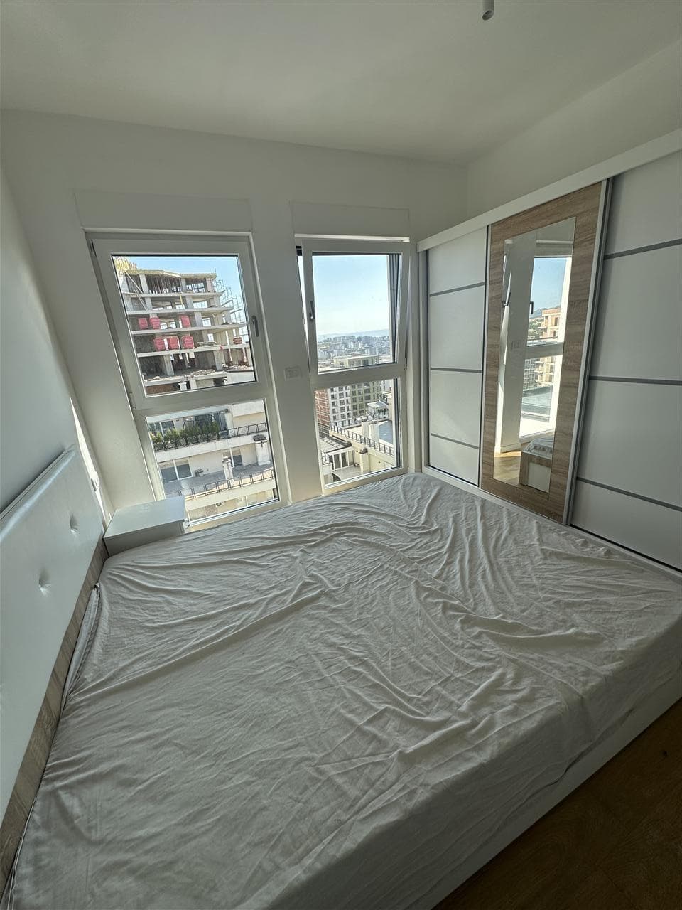 Banesë 56m2 me qira në rr.C 4