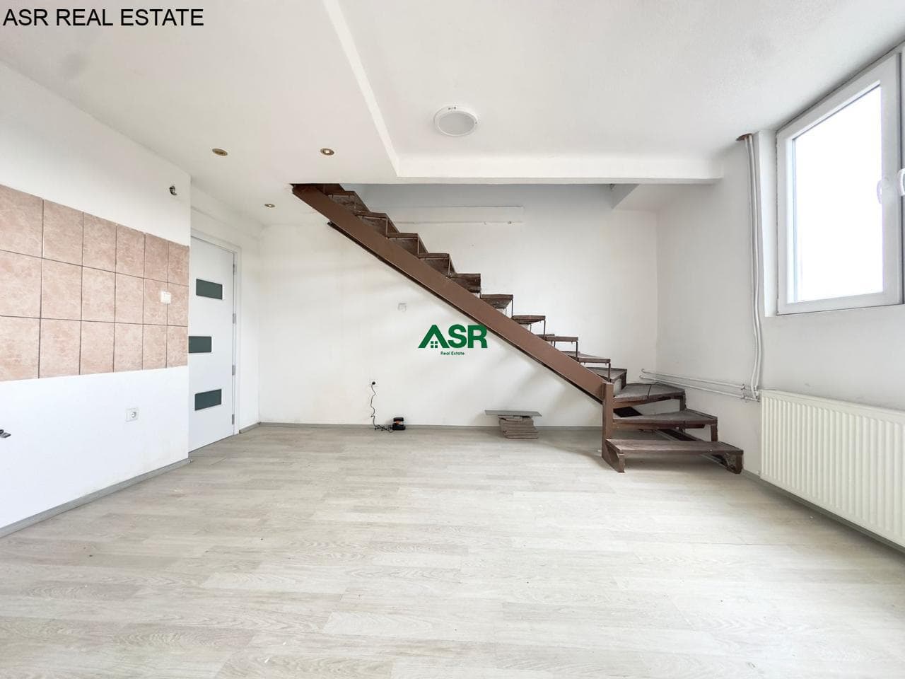Banesë 75m2 duplex ne shitje në lagjen Santea 2