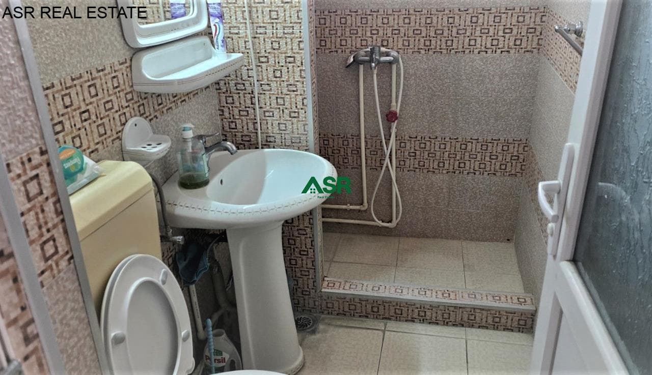 Banesë 80m2 me qira në qendër të Prishtinës përballë hotel Grandit 2