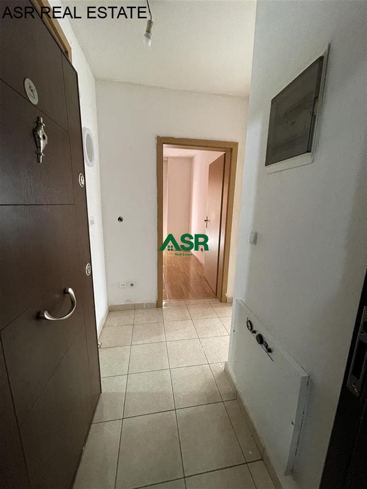 Banesë 55m2 me qira në Tophane 4