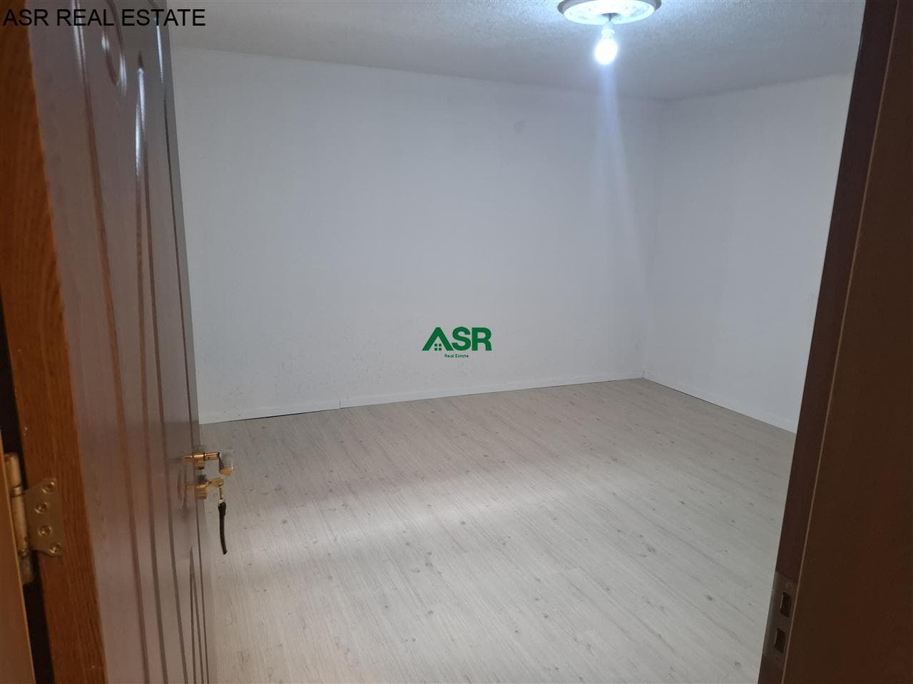Zyre 75m2 me qira në lagjen qender rr. Agim Ramadani