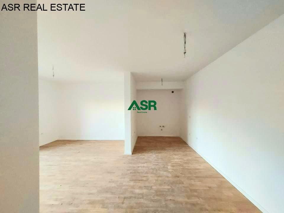 Lëshohet banesa me qira në kompleksin ACG Rruga e Elbasanit, te Rruga A, mrapa Eulexit. 4