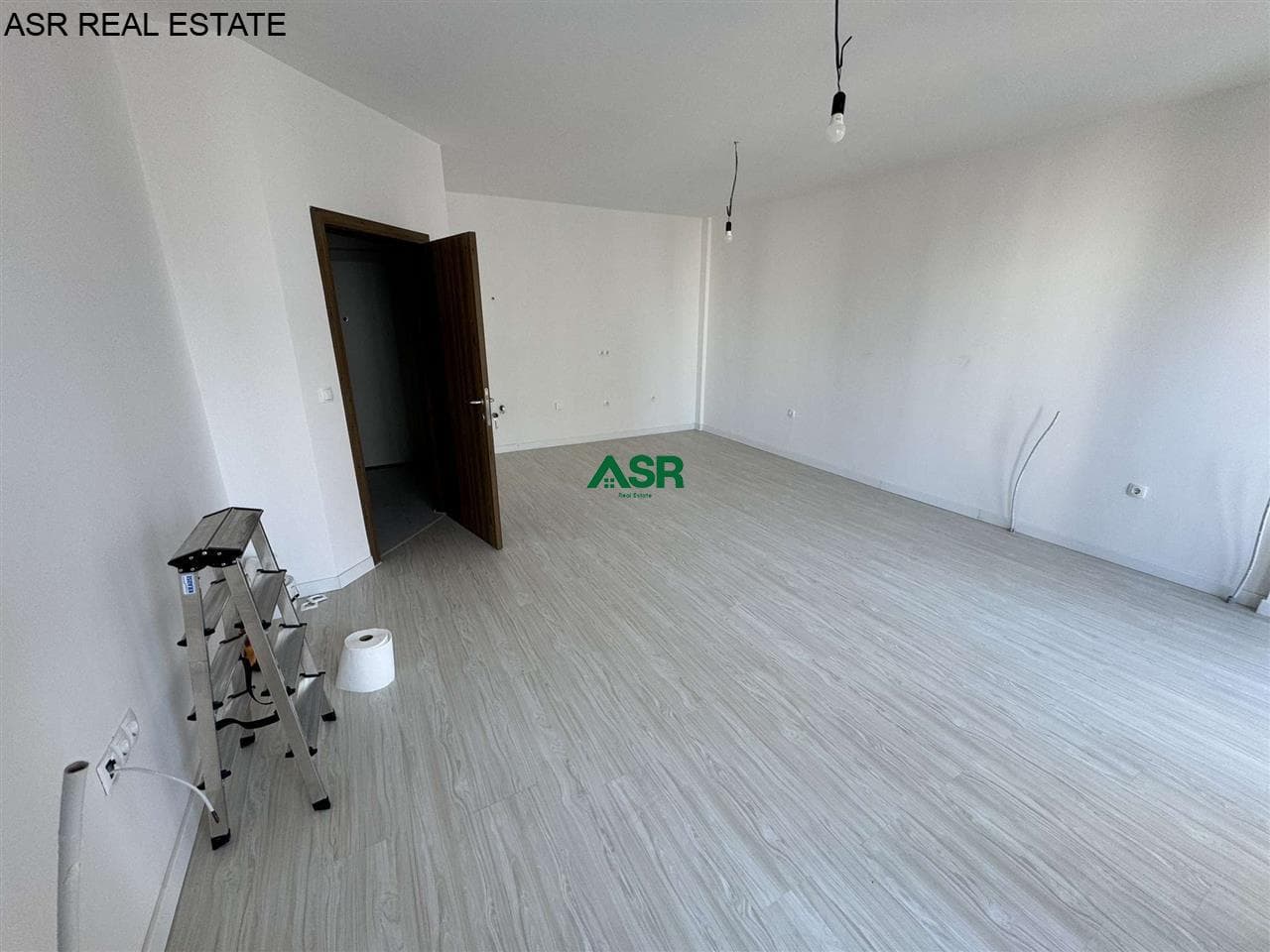 Banesë 62m2 ne shitje në lagjen e Muhaxhereve 2