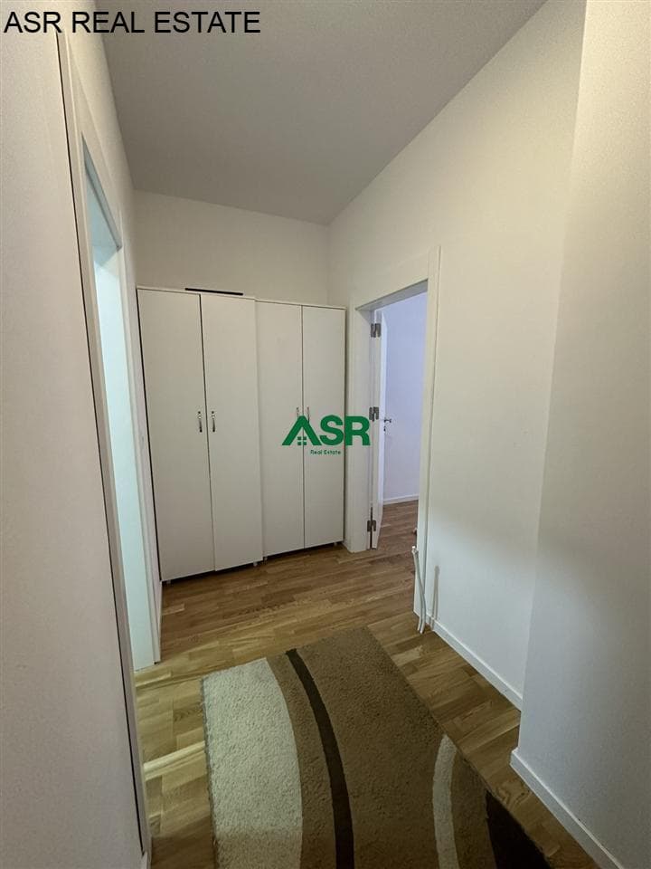 Banesë 62m2 me qira në Emshir 4
