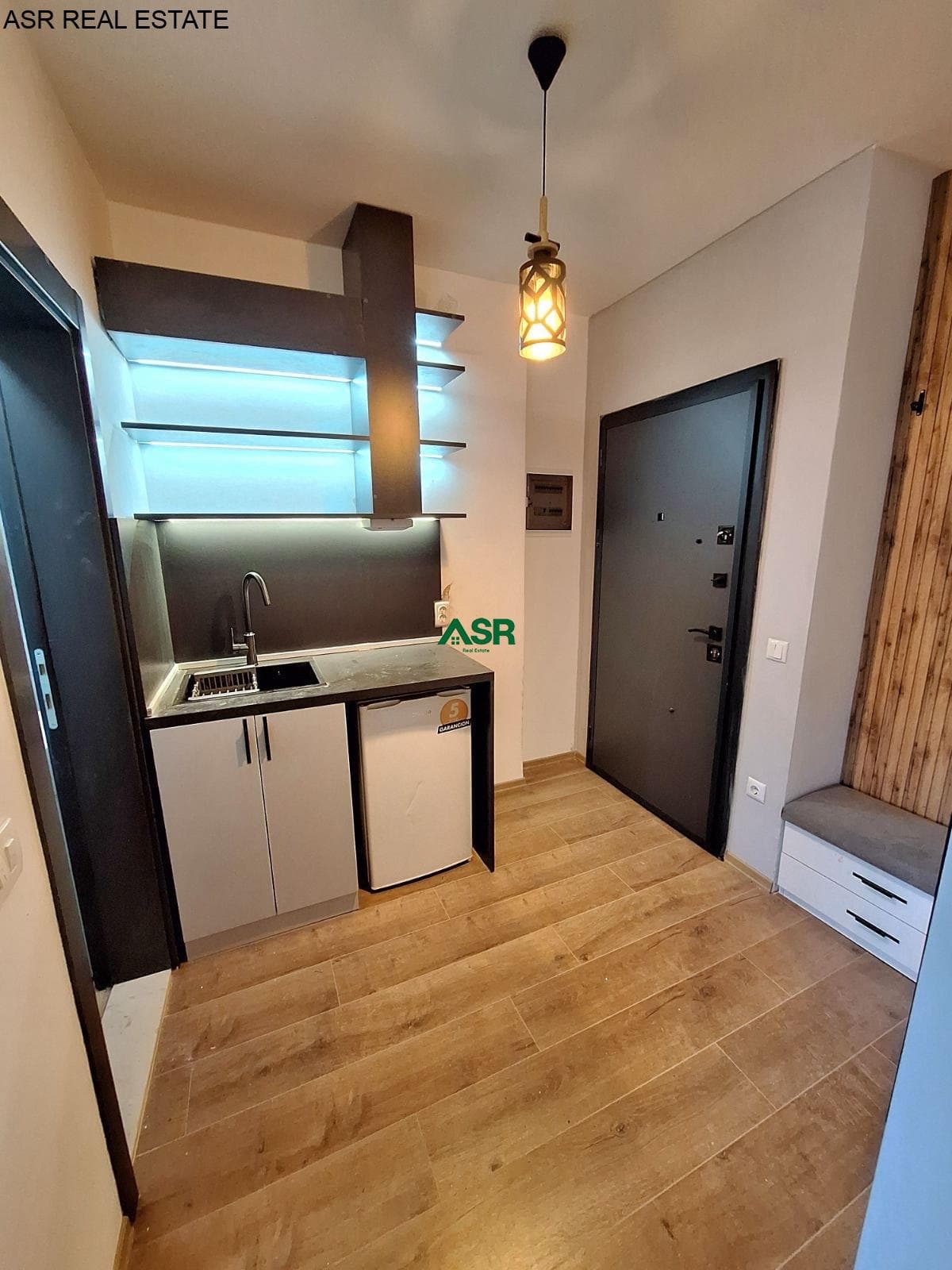Ofrohet BANESA me siperfaqe 33 m² per SHITJE në lagjen TOPHANE